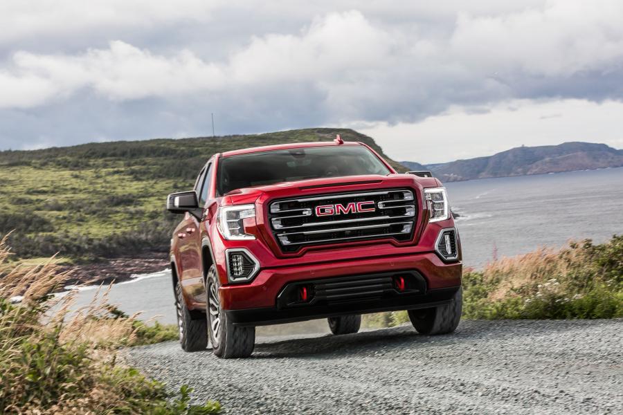  GMC Sierra AT4 Crew Cab 2018 года  (фото 31 из 40)